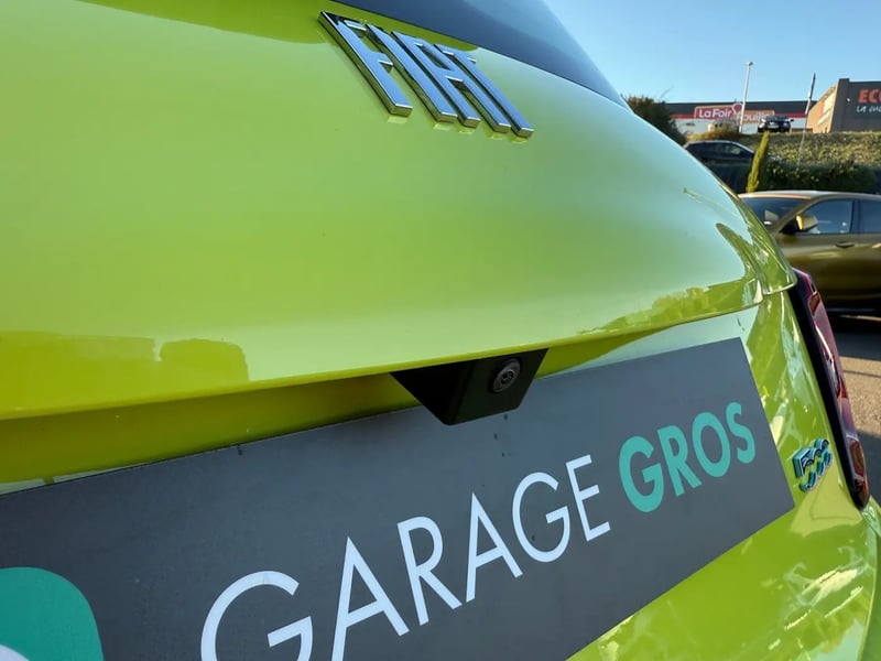 Photo de la voiture FIAT 500e BERLINE 500 e 95ch Pack Confort MY24 JAUNE