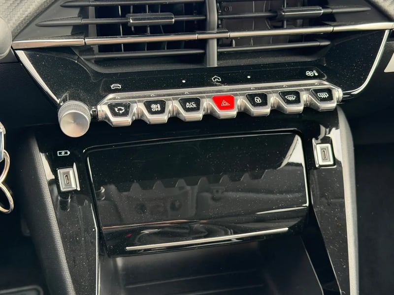 Photo de la voiture PEUGEOT 208 100 S&S BVM6 Allure