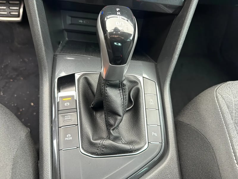 Photo de la voiture VOLKSWAGEN TIGUAN 1.5 TSI 150ch DSG7 Life Plus