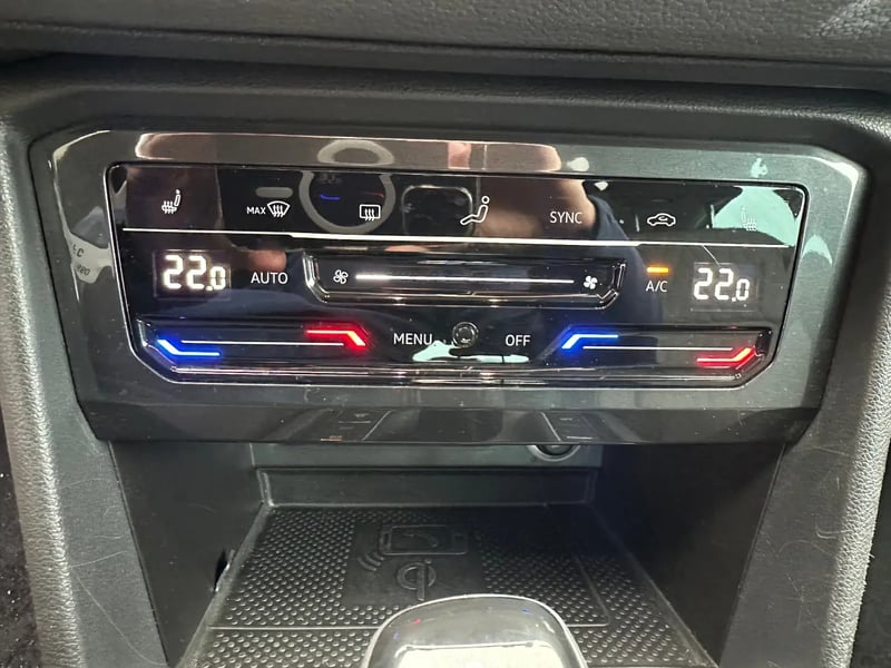 Photo de la voiture VOLKSWAGEN TIGUAN 1.5 TSI 150ch DSG7 Life Plus