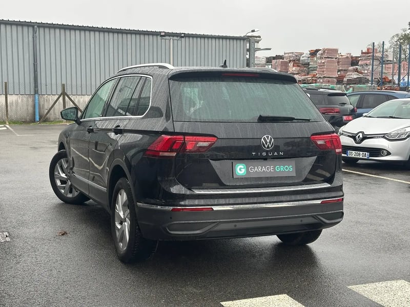 Photo de la voiture VOLKSWAGEN TIGUAN 1.5 TSI 150ch DSG7 Life Plus
