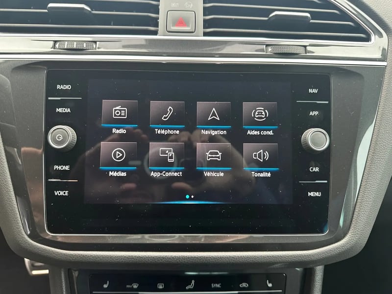Photo de la voiture VOLKSWAGEN TIGUAN 1.5 TSI 150ch DSG7 Life Plus