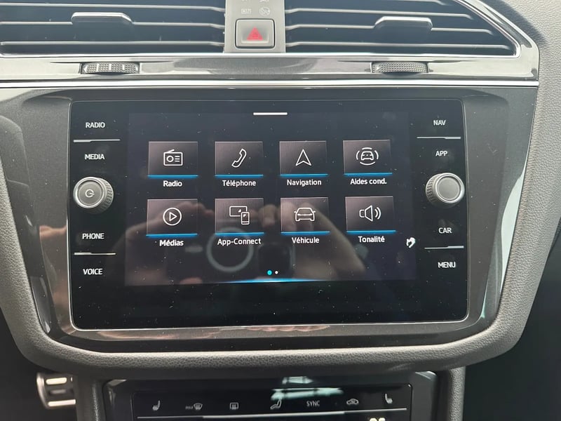 Photo de la voiture VOLKSWAGEN TIGUAN 1.5 TSI 150ch DSG7 Life Plus