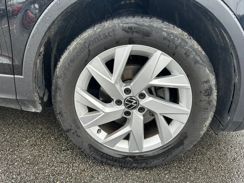 Photo de la voiture VOLKSWAGEN TIGUAN 1.5 TSI 150ch DSG7 Life Plus
