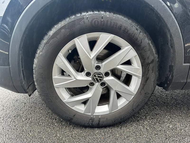 Photo de la voiture VOLKSWAGEN TIGUAN 1.5 TSI 150ch DSG7 Life Plus