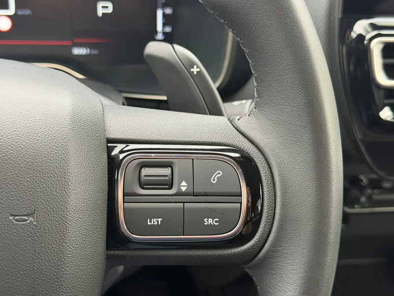 Photo de la voiture CITROEN C5 AIRCROSS Hybride 136 e-DCS6 Max
