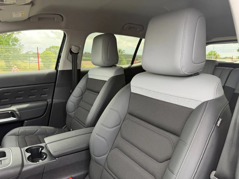 Photo de la voiture CITROEN C5 AIRCROSS Hybride 136 e-DCS6 Max