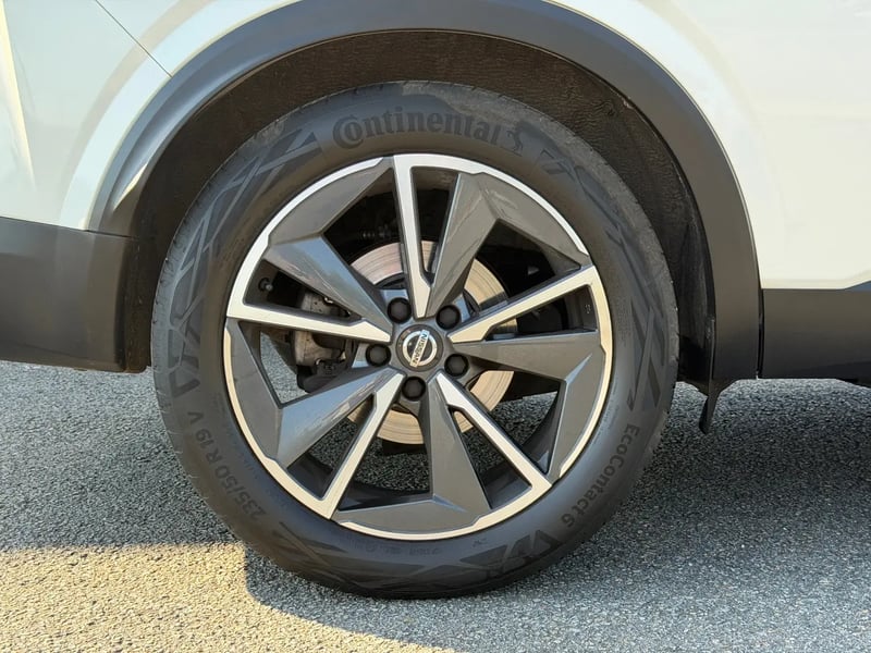 Photo de la voiture NISSAN QASHQAI 2021 Mild Hybrid 140 ch Tekna
