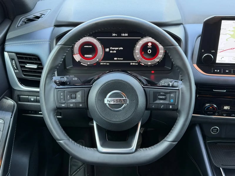 Photo de la voiture NISSAN QASHQAI 2021 Mild Hybrid 140 ch Tekna