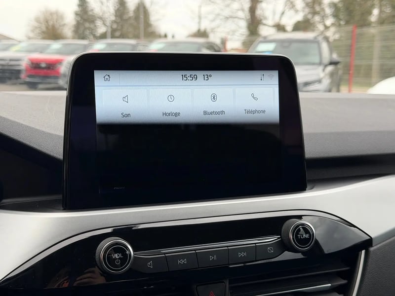 Photo de la voiture FORD KUGA 1.5 EcoBoost 150 BVM6 Titanium