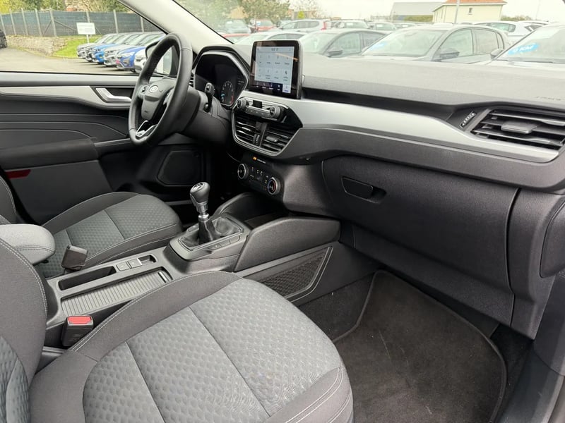 Photo de la voiture FORD KUGA 1.5 EcoBoost 150 BVM6 Titanium