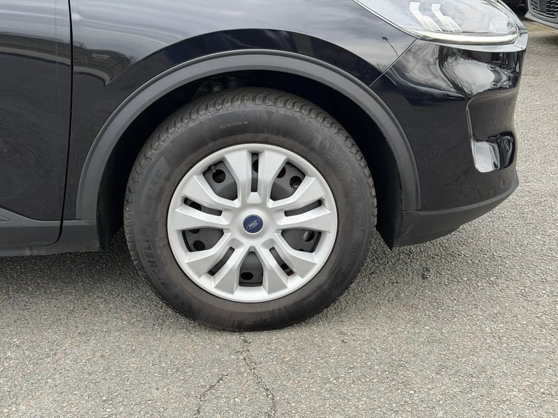 Photo de la voiture FORD KUGA 1.5 EcoBoost 150 BVM6 Titanium