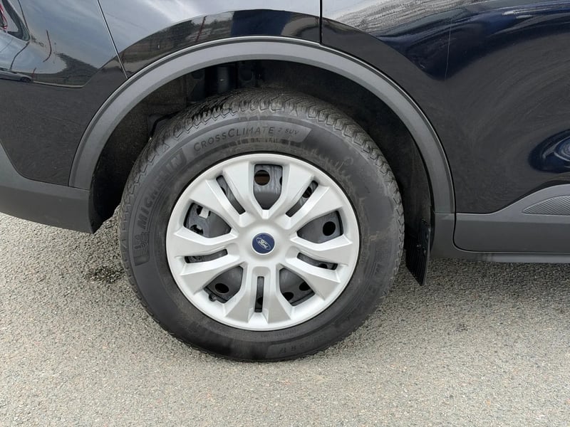 Photo de la voiture FORD KUGA 1.5 EcoBoost 150 BVM6 Titanium