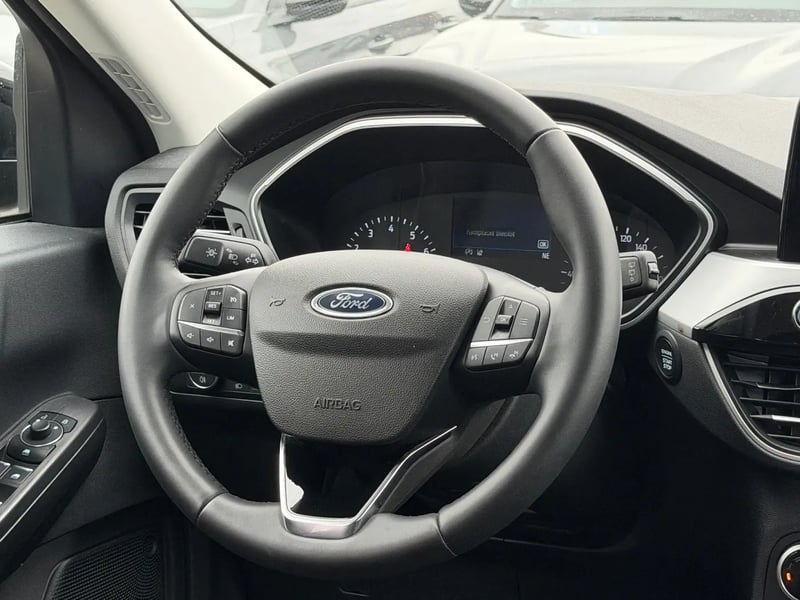 Photo de la voiture FORD KUGA 1.5 EcoBoost 150 BVM6 Titanium
