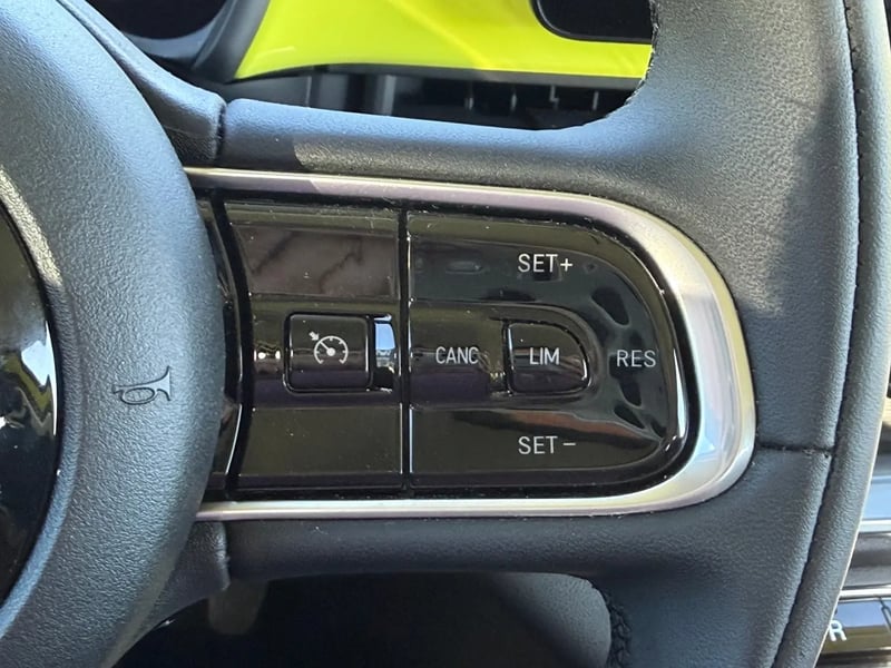 Photo de la voiture FIAT 500e BERLINE 500 e 95 ch Nouvelle 500