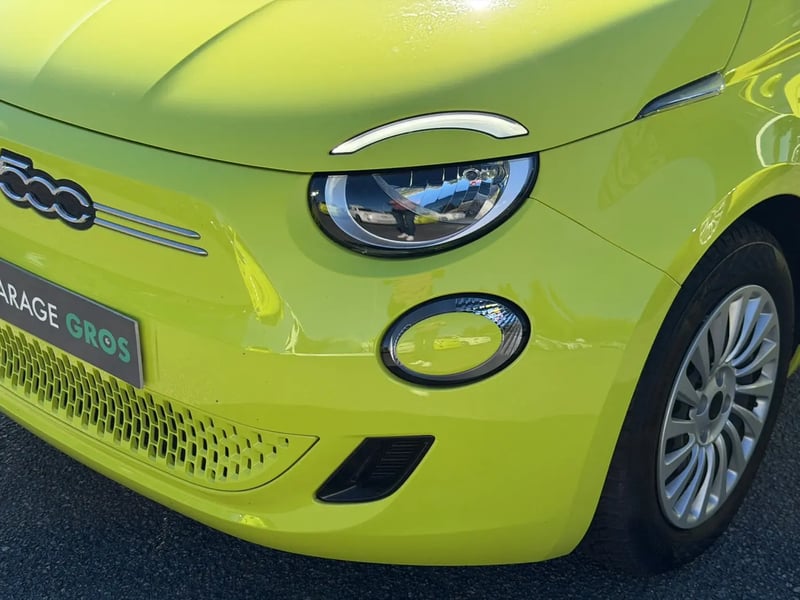Photo de la voiture FIAT 500e BERLINE 500 e 95 ch Nouvelle 500