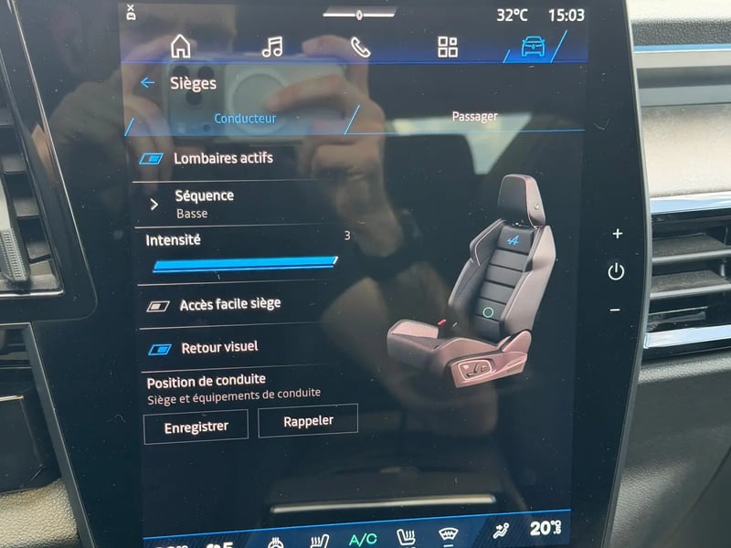 Photo de la voiture RENAULT RAFALE E-Tech full hybrid 200 ch esprit Alpine