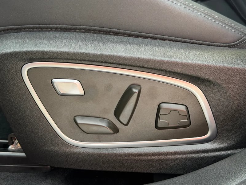 Photo de la voiture RENAULT RAFALE E-Tech full hybrid 200 ch esprit Alpine