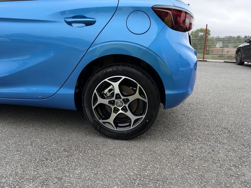 Photo de la voiture MG MG3 1.5 L Hybrid+ 195 ch Luxury