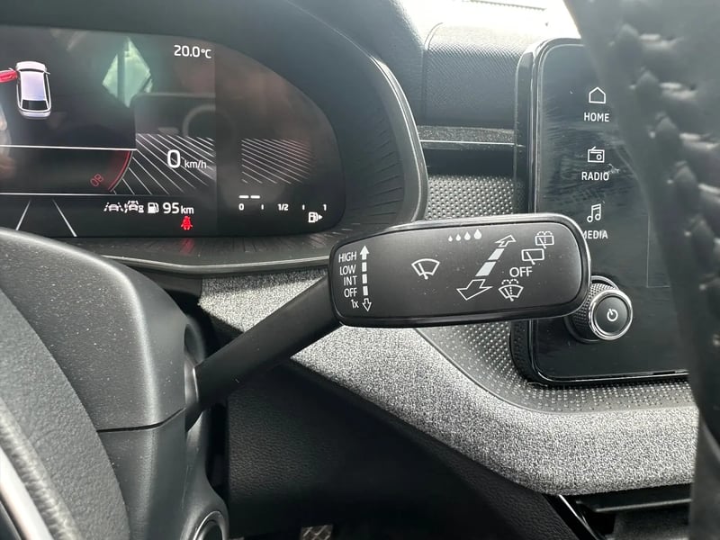 Photo de la voiture SKODA SCALA 1.0 TSI Evo 2 116 ch BVM6 Selection