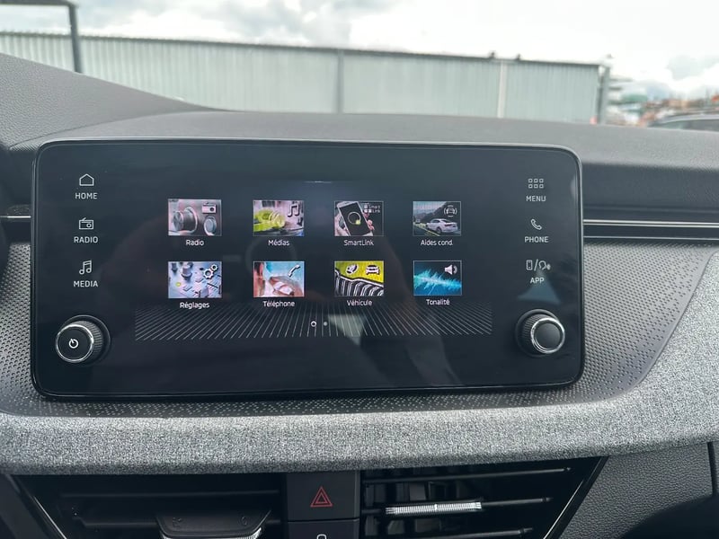 Photo de la voiture SKODA SCALA 1.0 TSI Evo 2 116 ch BVM6 Selection