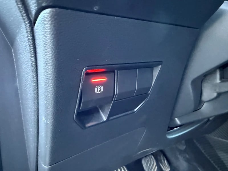 Photo de la voiture DACIA DUSTER TCe 130 4x2 Journey