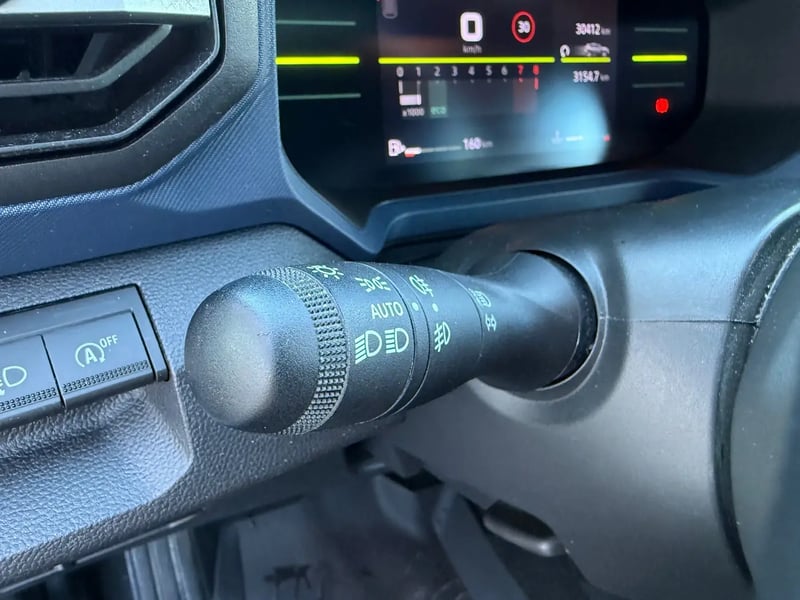 Photo de la voiture DACIA DUSTER TCe 130 4x2 Journey