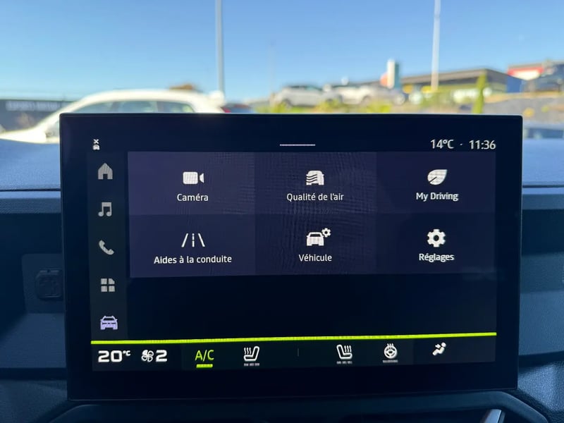 Photo de la voiture DACIA DUSTER TCe 130 4x2 Journey