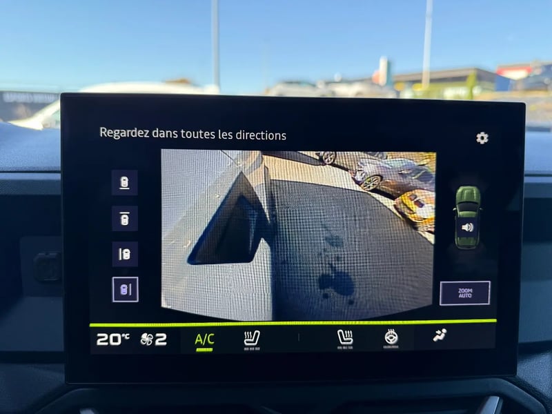 Photo de la voiture DACIA DUSTER TCe 130 4x2 Journey