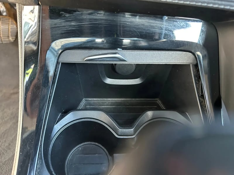 Photo de la voiture BMW X1 F48 sDrive 18i 136 ch BVA8 xLine