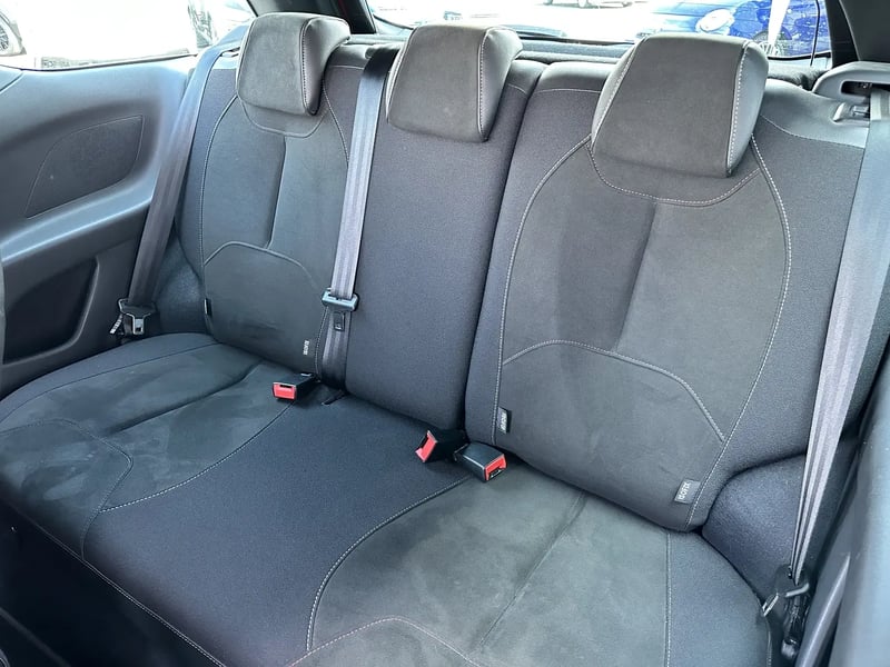 Photo de la voiture DS DS 3 PureTech 110 S&S BVM5 Performance Line