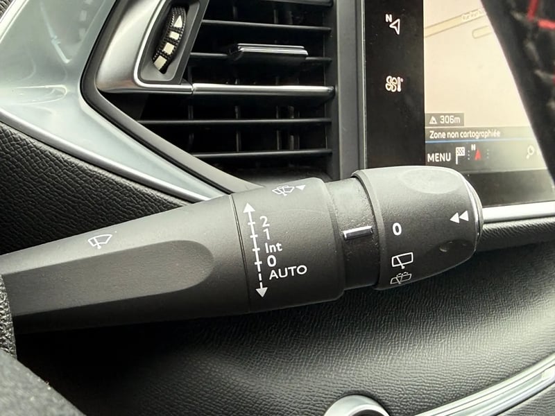 Photo de la voiture PEUGEOT 308 1.2 PureTech 130ch S&S BVM6 GT Line