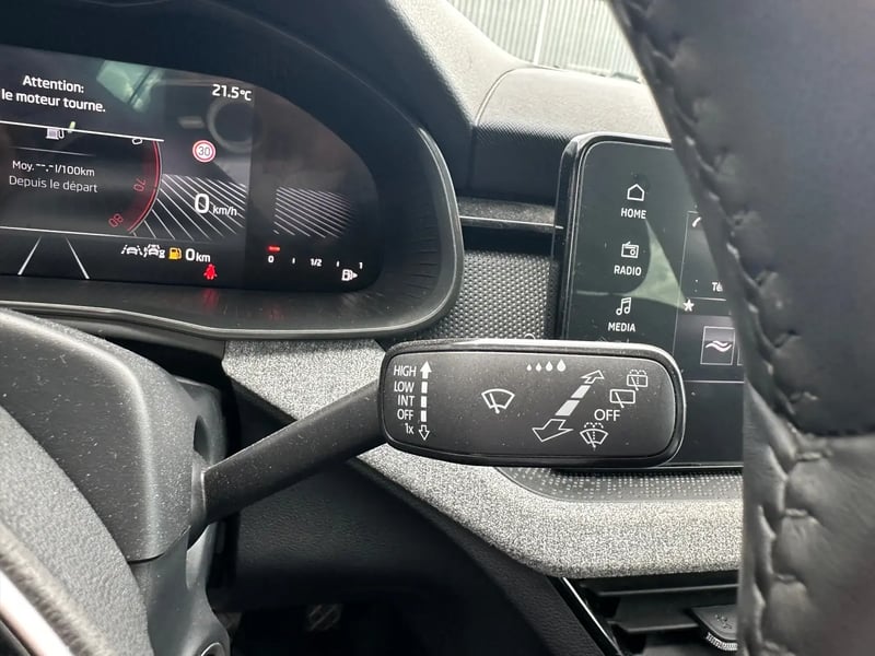 Photo de la voiture SKODA SCALA 1.0 TSI Evo 2 116 ch BVM6 Selection