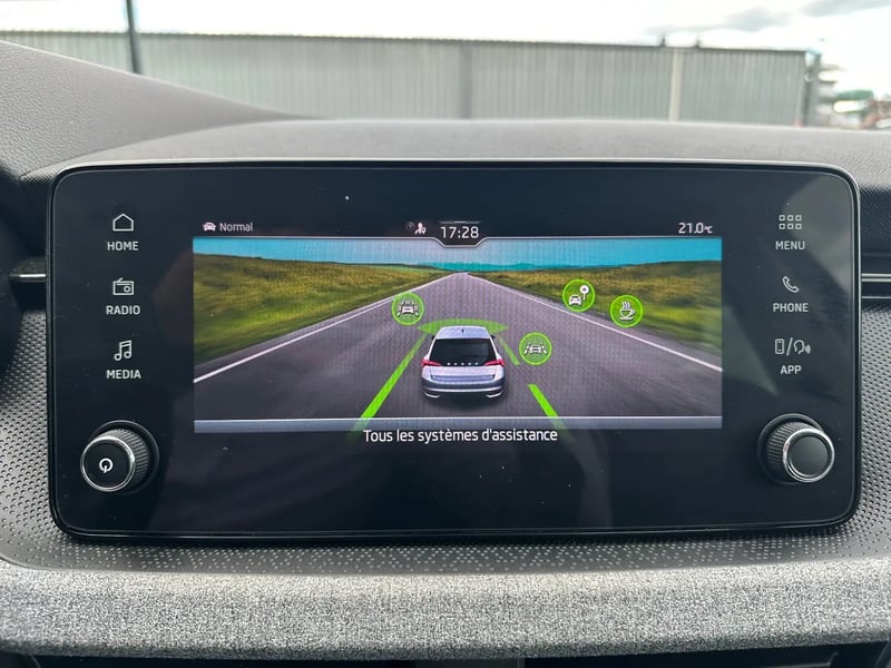 Photo de la voiture SKODA SCALA 1.0 TSI Evo 2 116 ch BVM6 Selection