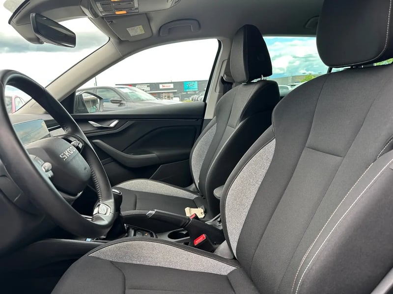 Photo de la voiture SKODA SCALA 1.0 TSI Evo 2 116 ch BVM6 Selection