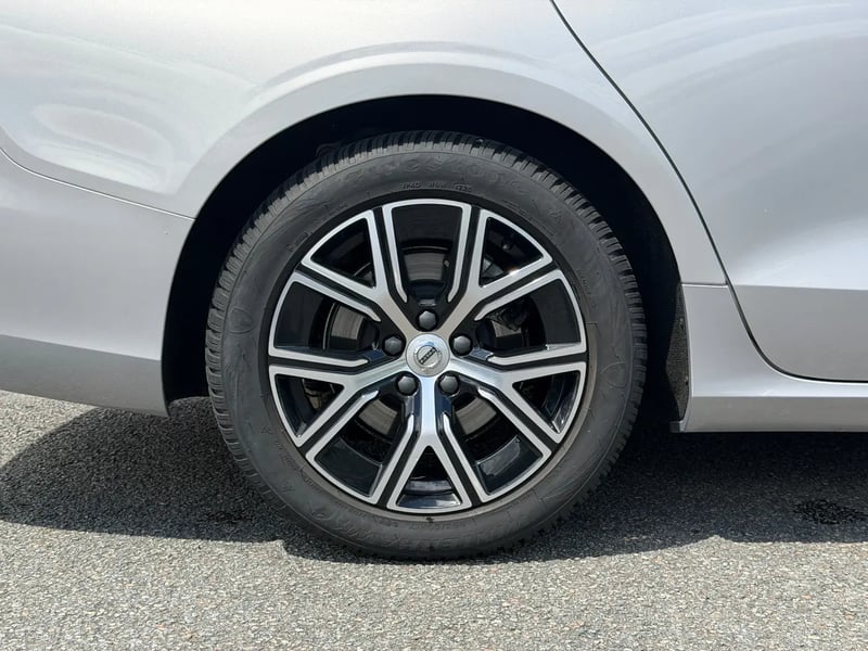 Photo de la voiture VOLVO S60 B4 197 ch DCT7 Start