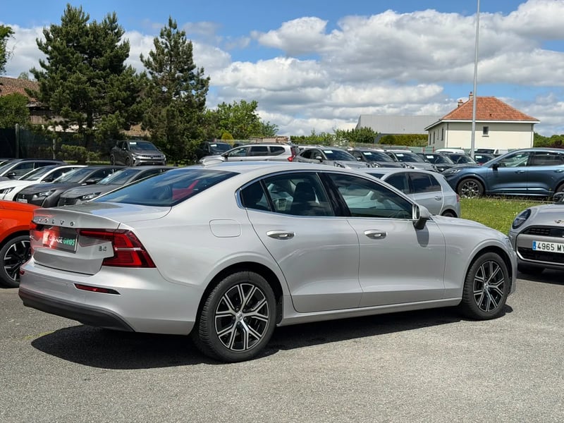 Photo de la voiture VOLVO S60 B4 197 ch DCT7 Start