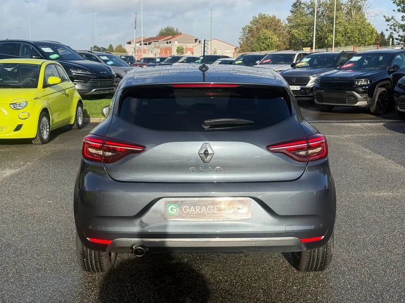 Photo de la voiture RENAULT CLIO V TCe 90 Techno