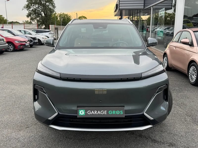Photo de la voiture GEELY STARRAY EM-i Max+