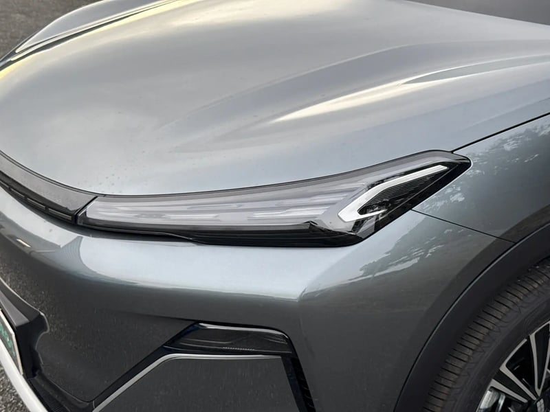 Photo de la voiture GEELY STARRAY EM-i Max+