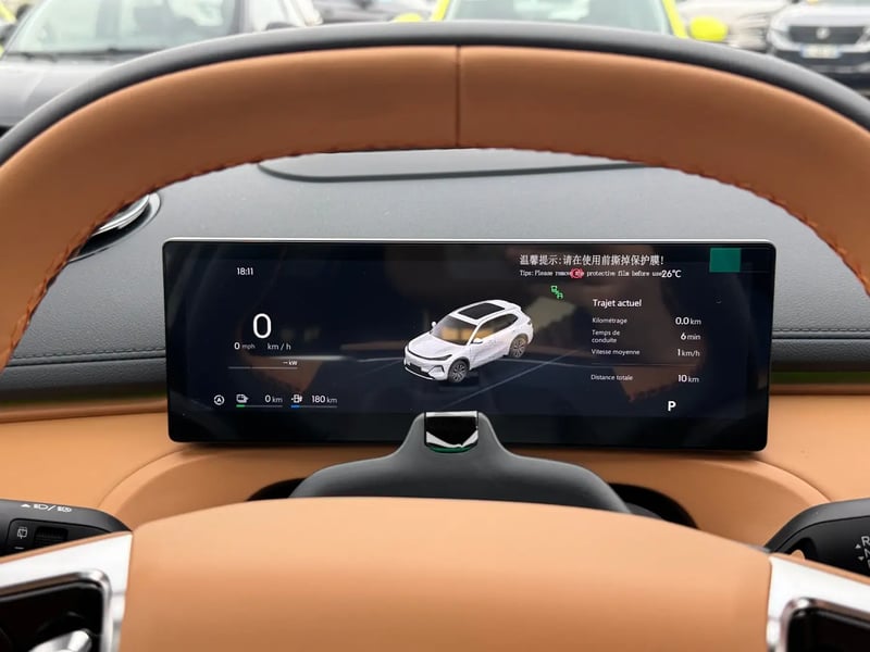 Photo de la voiture GEELY STARRAY EM-i Max+