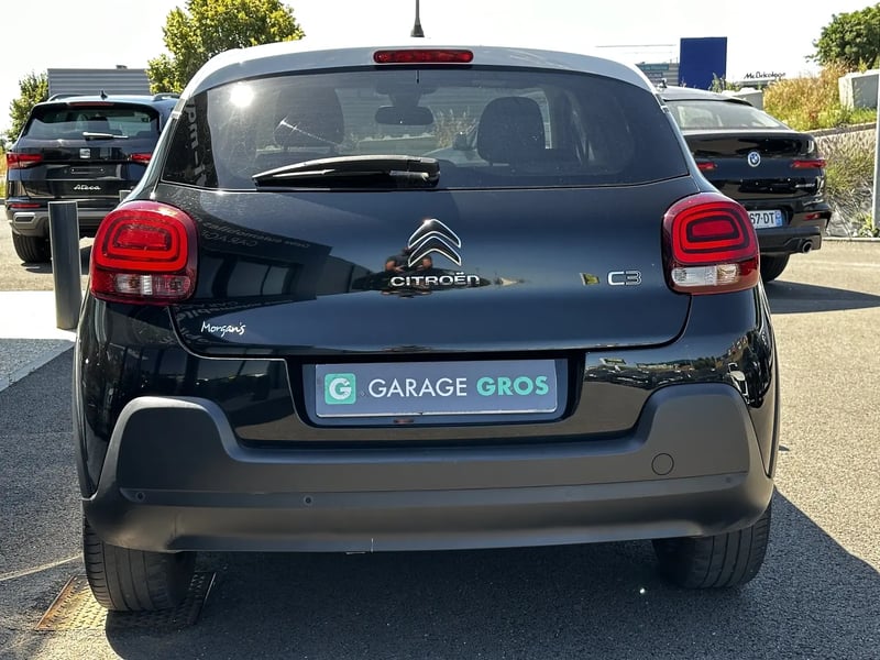 Photo de la voiture CITROEN C3 PureTech 110 S&S Shine