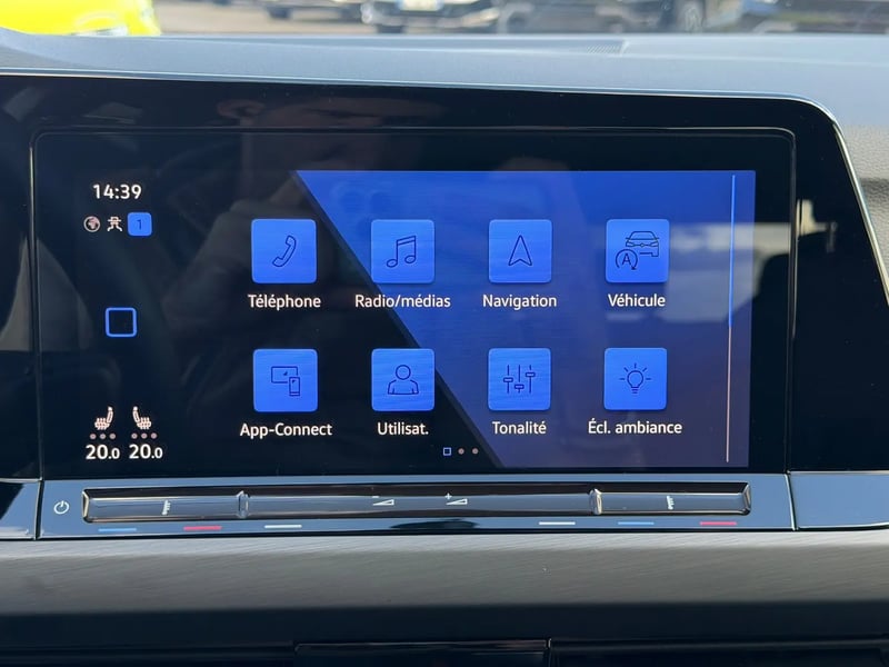 Photo de la voiture VOLKSWAGEN GOLF 1.5 TSI ACT OPF 130 BVM6 Style