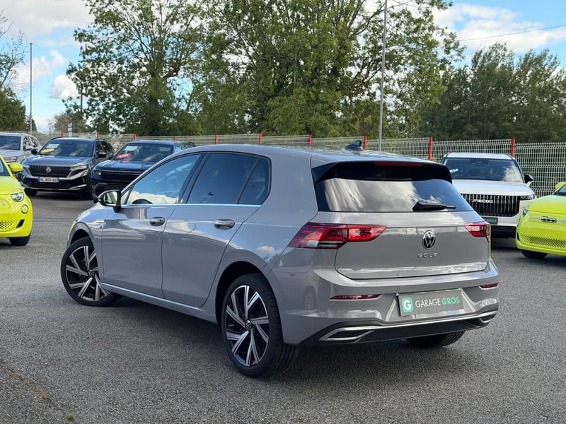 Photo de la voiture VOLKSWAGEN GOLF 1.5 TSI ACT OPF 130 BVM6 Style