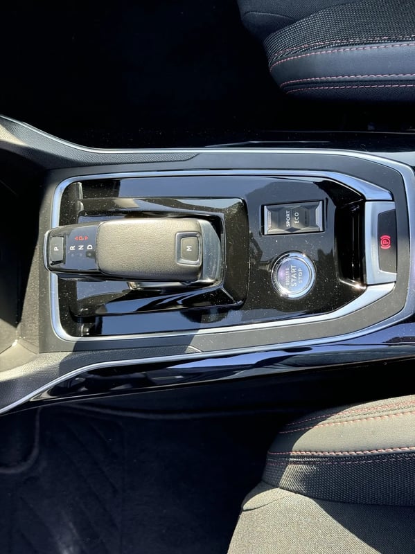 Photo de la voiture PEUGEOT 308 BlueHDi 130ch S&S EAT8 GT