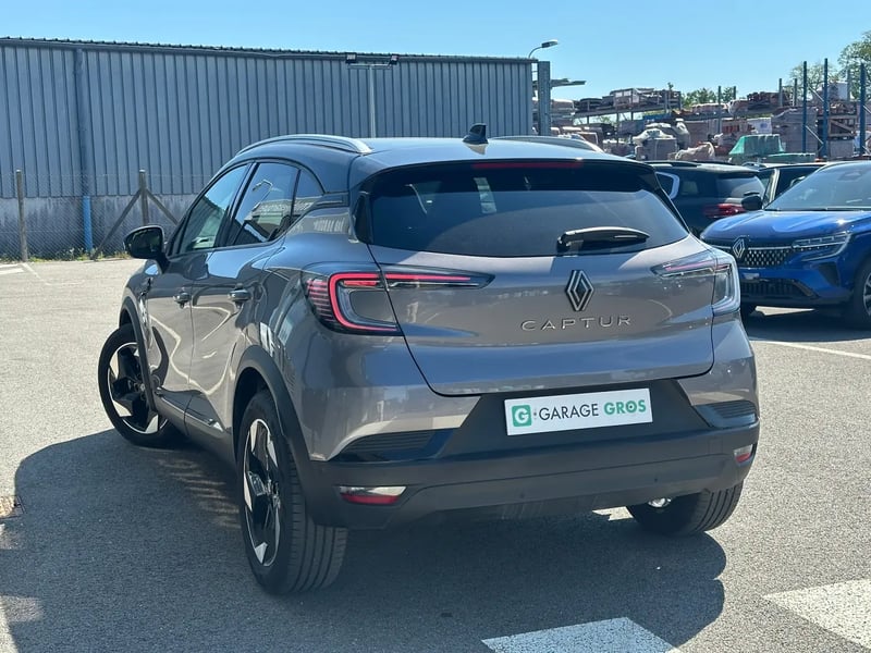 Photo de la voiture RENAULT CAPTUR Eco-G 100 ch Techno