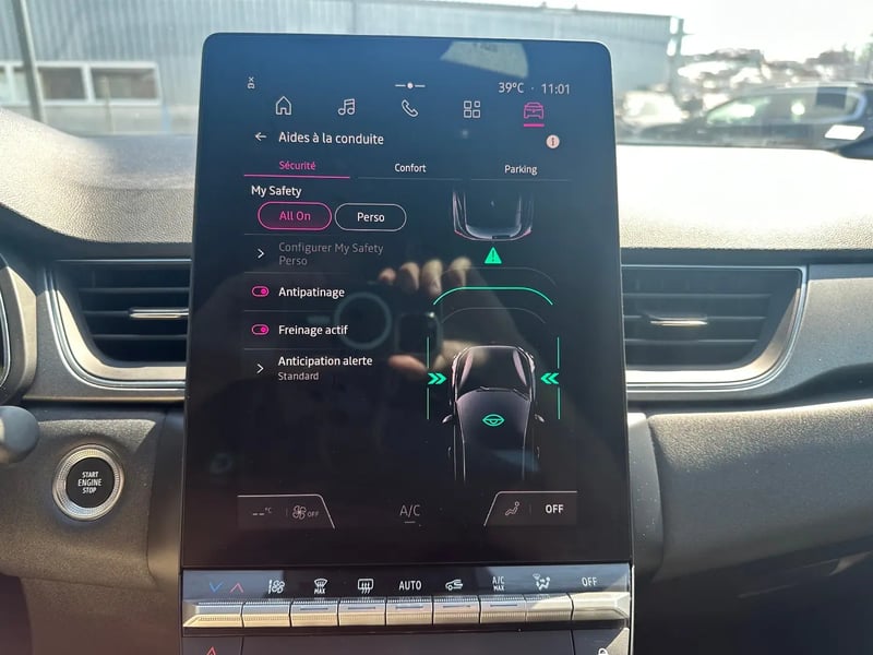 Photo de la voiture RENAULT CAPTUR Eco-G 100 ch Techno