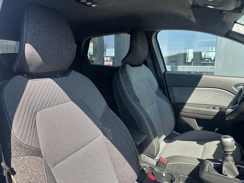 Photo de la voiture RENAULT CAPTUR Eco-G 100 ch Techno