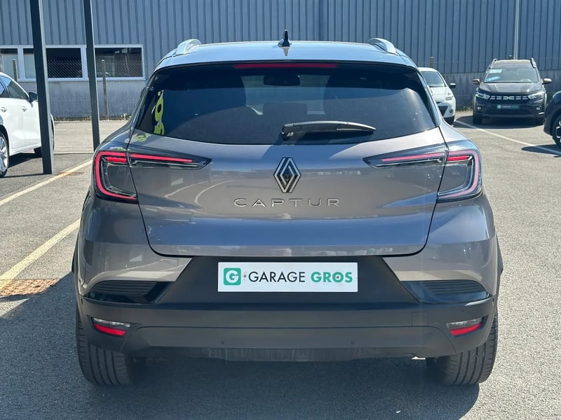 Photo de la voiture RENAULT CAPTUR Eco-G 100 ch Techno