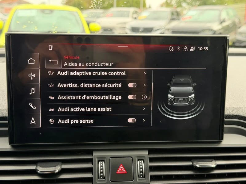 Photo de la voiture AUDI Q5 SPORTBACK 40 TDI 204 S tronic 7 Quattro Design